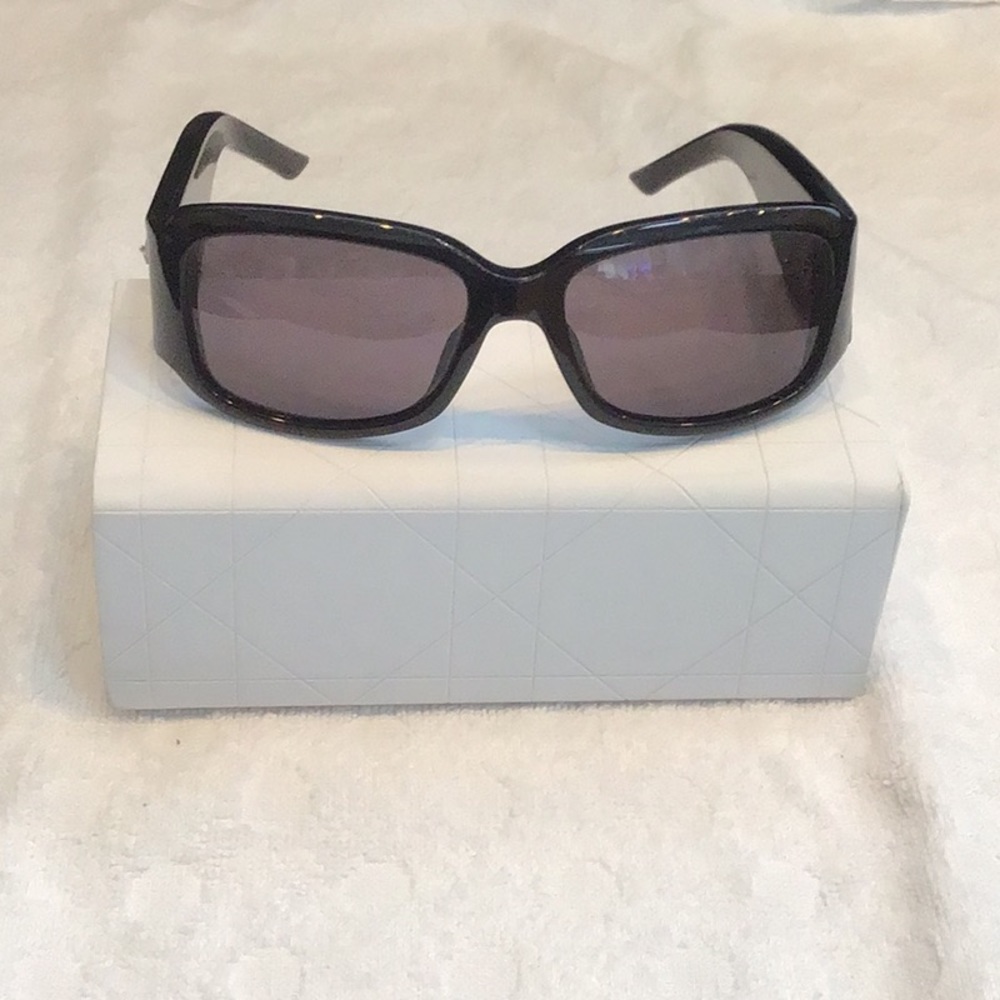 Dior black sunglasses